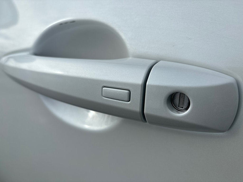 Nissan Rogue SV,TOIT PANO, AWD 2024 à Boucherville, Québec - 24 - w1024h768px