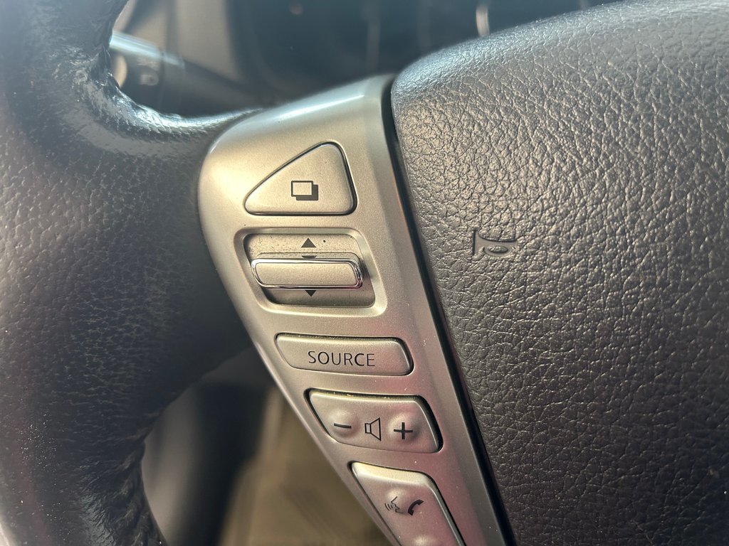 2015 Nissan Versa Note SV in Boucherville, Quebec - 19 - w1024h768px