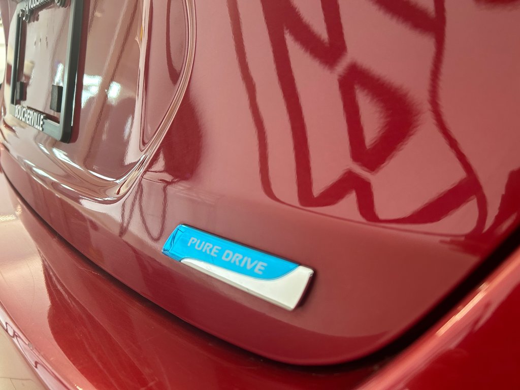 2015 Nissan Versa Note SV in Boucherville, Quebec - 10 - w1024h768px