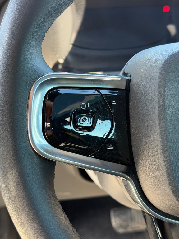 2021 Polestar 2 Launch Edition AWD Très Bas Kilométrage in Terrebonne, Quebec - 12 - w1024h768px