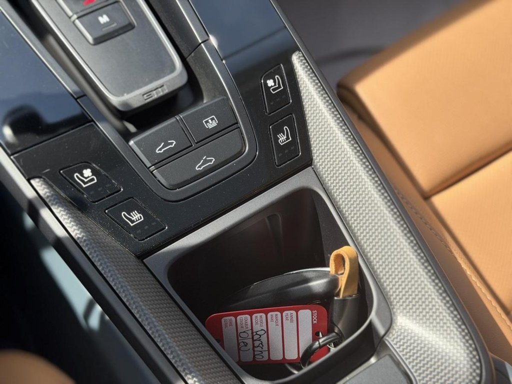 Porsche 911 GTS Burmester PDK Premium Package 2024 à Terrebonne, Québec - 18 - w1024h768px