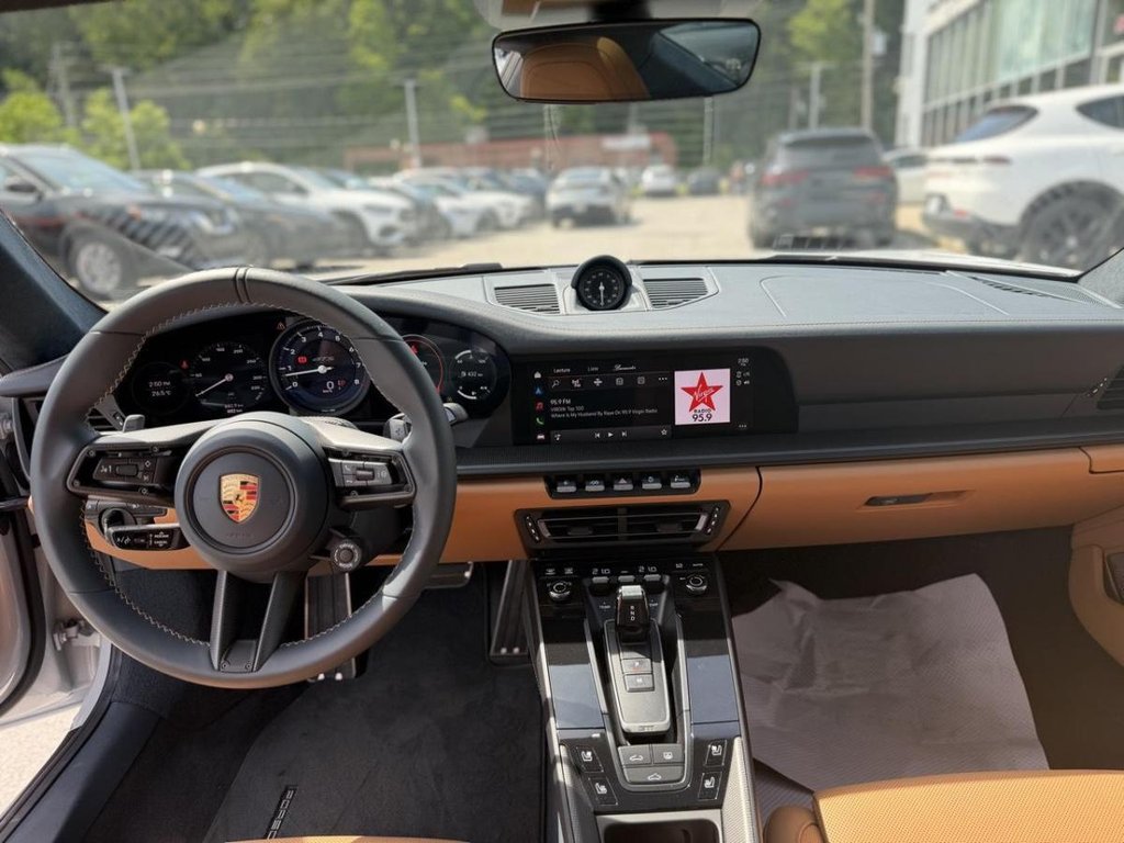 Porsche 911 GTS Burmester PDK Premium Package 2024 à Terrebonne, Québec - 21 - w1024h768px