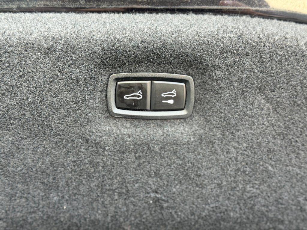 Porsche Taycan 4S Premium Package Performance Battery Plus 2021 à Terrebonne, Québec - 26 - w1024h768px