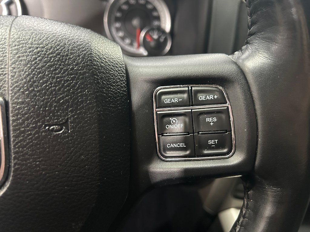 Ram 1500 Classic Warlock, CREW, V6, 4X4,BAS KM 2019 à Boucherville, Québec - 22 - w1024h768px