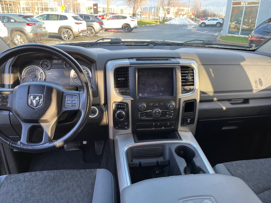 Ram 1500 Classic Warlock, CREW, V6, 4X4,BAS KM 2019 à Boucherville, Québec - 19 - w1024h768px