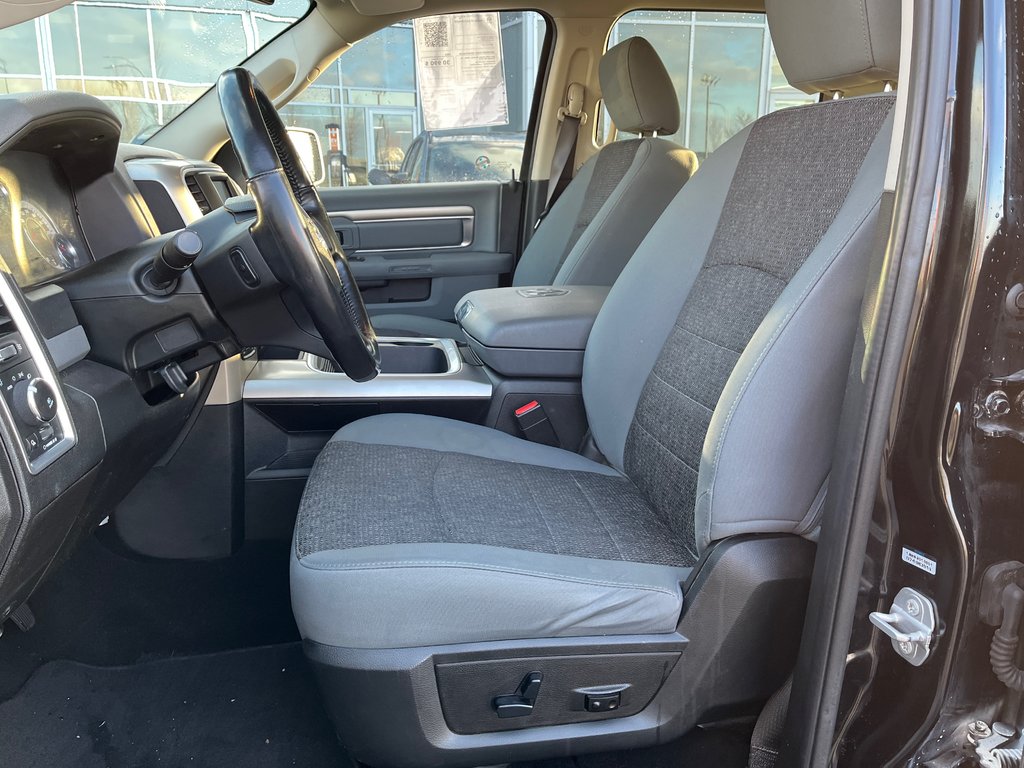 Ram 1500 Classic Warlock, CREW, V6, 4X4,BAS KM 2019 à Boucherville, Québec - 17 - w1024h768px