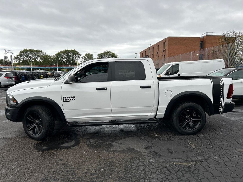 Ram 1500 Classic Warlock, CREW, 3.6L, 4X4 2021 à Boucherville, Québec - 5 - w1024h768px