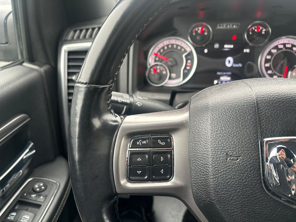 Ram 1500 Classic Warlock, V6, GARANTIE 2022 à Boucherville, Québec - 24 - w1024h768px