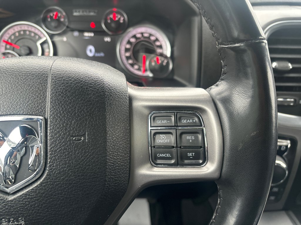 Ram 1500 Classic Warlock, V6, GARANTIE 2022 à Boucherville, Québec - 25 - w1024h768px
