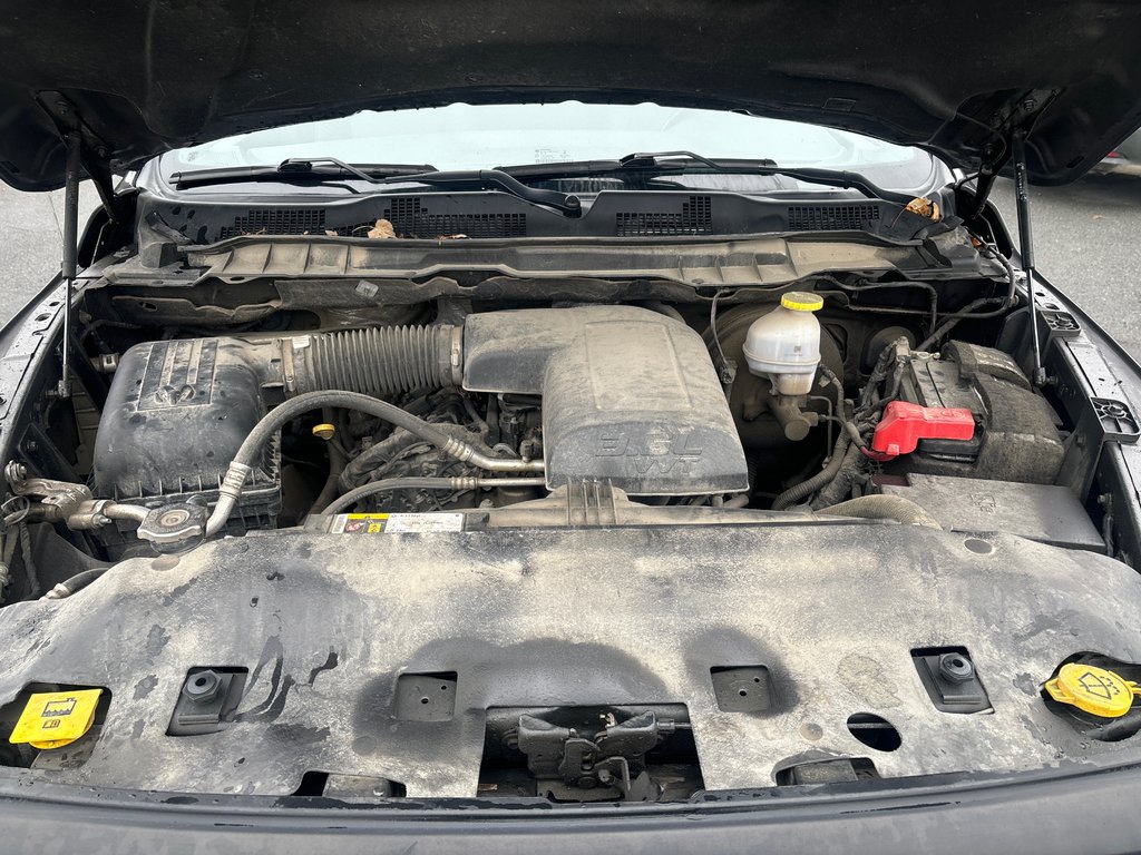 Ram 1500 Classic Warlock, V6, GARANTIE 2022 à Boucherville, Québec - 21 - w1024h768px
