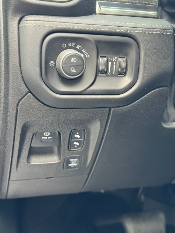 2019 Ram 1500 Limited V8 5.7 Hemi Crew Ram Box in Terrebonne, Quebec - 12 - w1024h768px