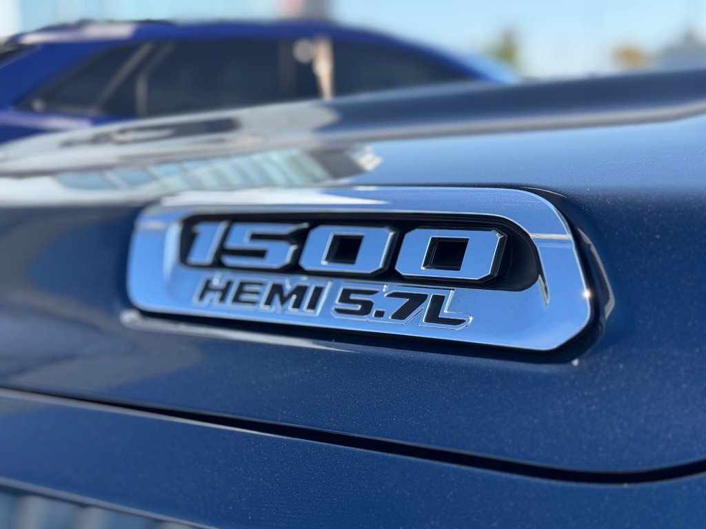 2021 Ram 1500 Limited Grosse Écran Toit Panoramique * Bijoux * in Terrebonne, Quebec - 8 - w1024h768px
