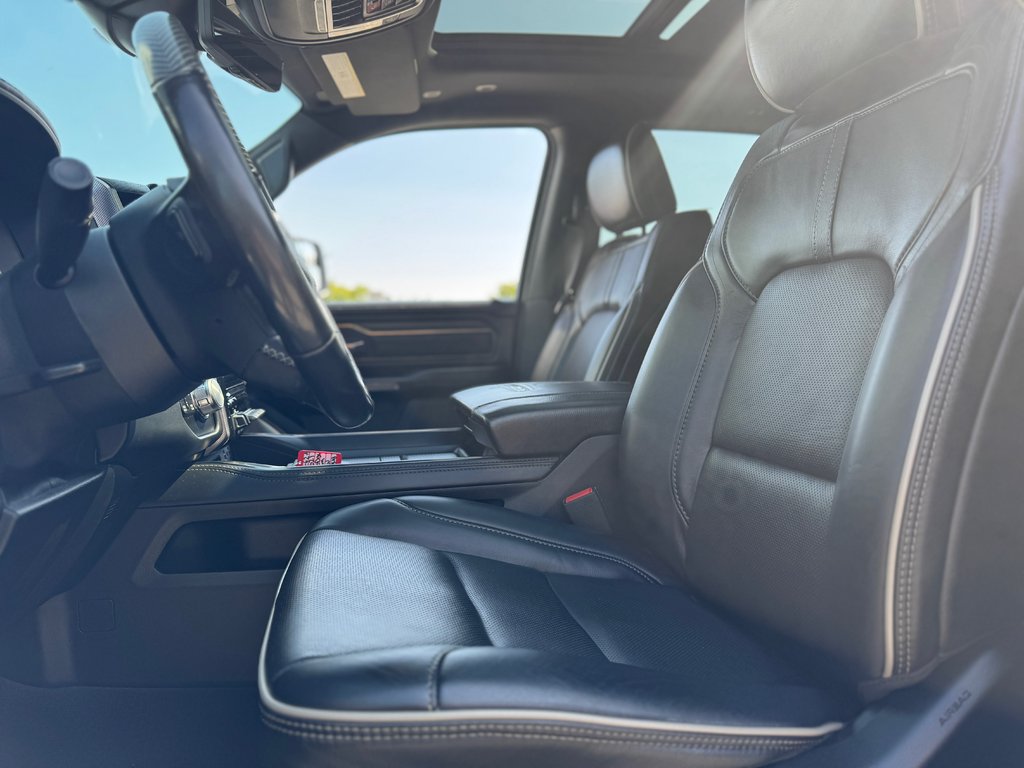2021 Ram 1500 Limited Grosse Écran Toit Panoramique * Bijoux * in Terrebonne, Quebec - 11 - w1024h768px