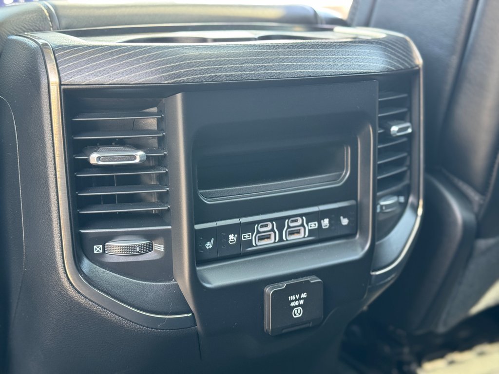 2021 Ram 1500 Limited Grosse Écran Toit Panoramique * Bijoux * in Terrebonne, Quebec - 28 - w1024h768px