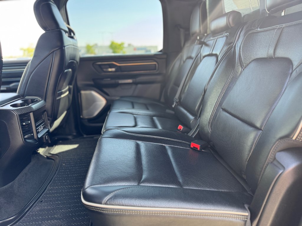 2021 Ram 1500 Limited Grosse Écran Toit Panoramique * Bijoux * in Terrebonne, Quebec - 27 - w1024h768px
