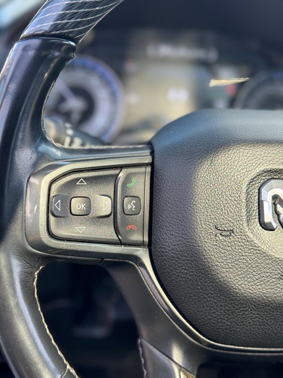 2021 Ram 1500 Limited Grosse Écran Toit Panoramique * Bijoux * in Terrebonne, Quebec - 15 - w1024h768px