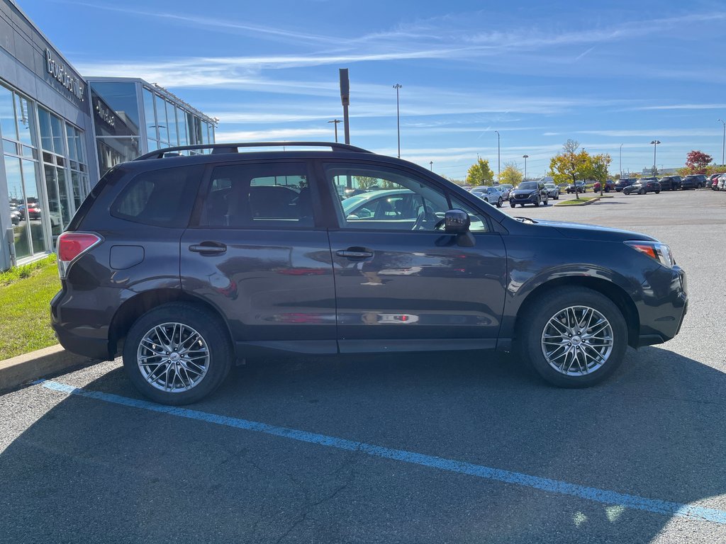 Subaru Forester TRÈS BAS KM, AUT, 8 PNEUS HIVER/ÉTÉ 2018 à Boucherville, Québec - 7 - w1024h768px