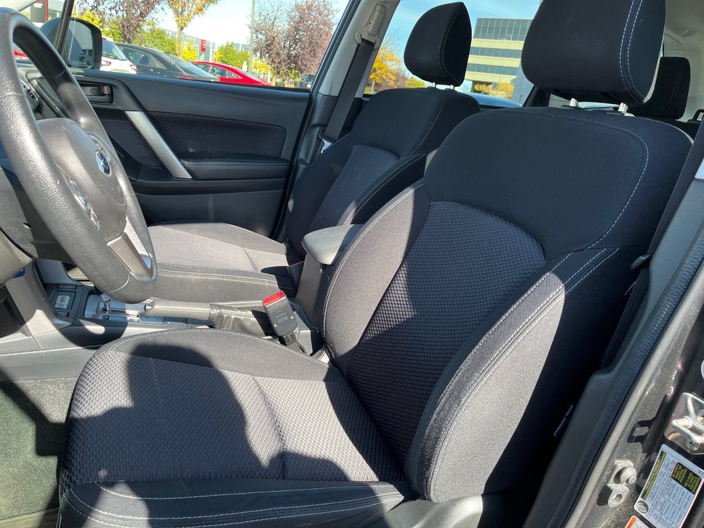 Subaru Forester TRÈS BAS KM, AUT, 8 PNEUS HIVER/ÉTÉ 2018 à Boucherville, Québec - 11 - w1024h768px