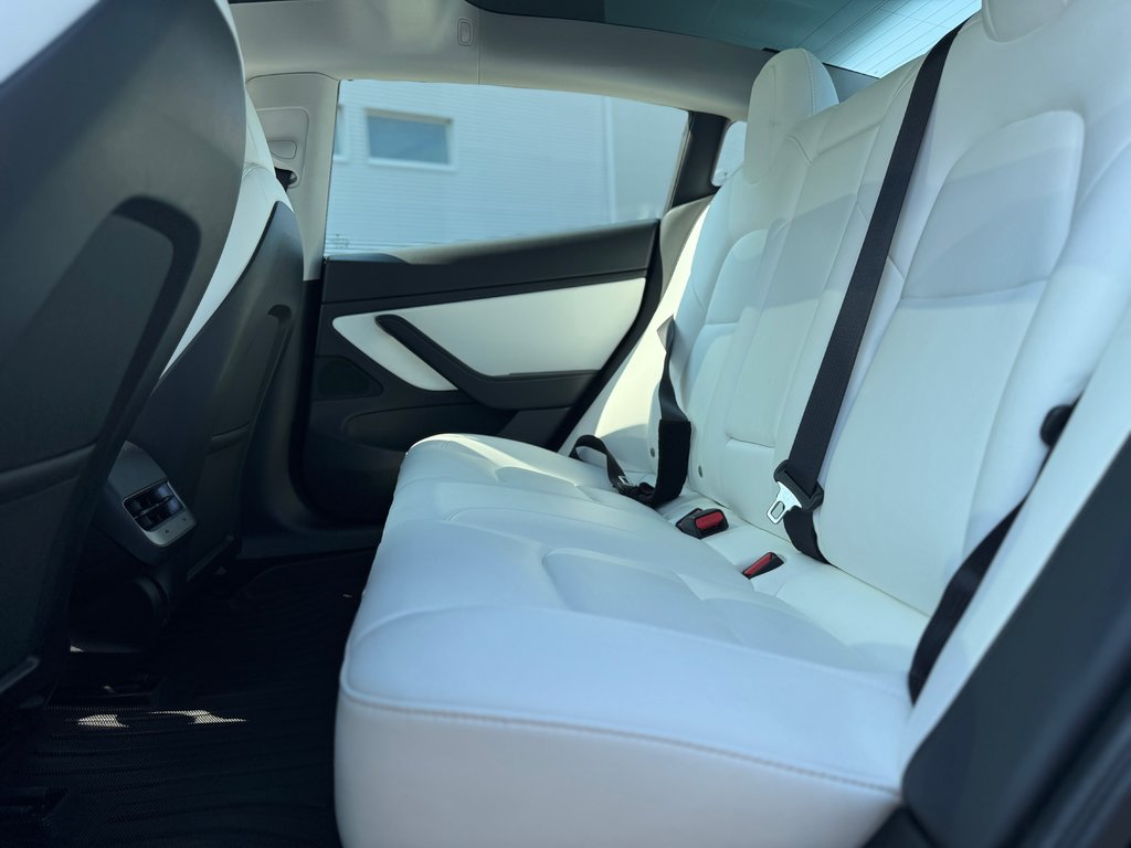 2021 Tesla MODEL 3 Standard Range Plus Toit Panoramique Navigation in Terrebonne, Quebec - 20 - w1024h768px