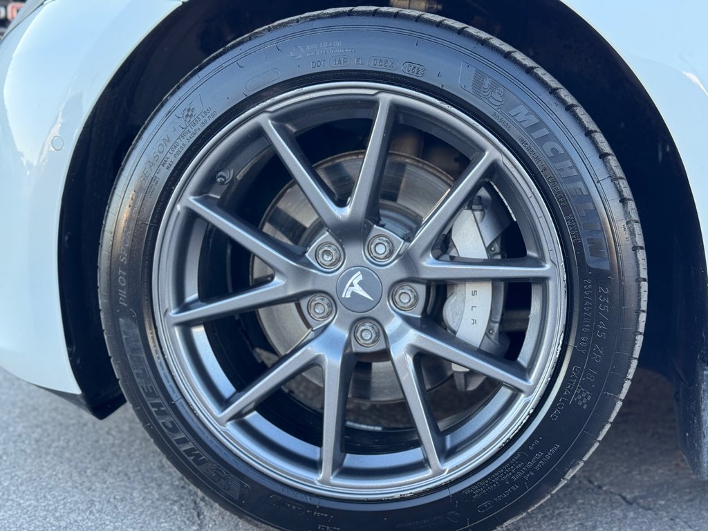2021 Tesla MODEL 3 Standard Range Plus in Terrebonne, Quebec - 24 - w1024h768px
