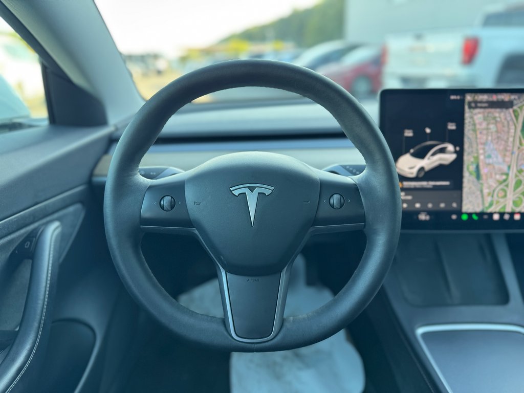 2021 Tesla MODEL 3 Standard Range Plus in Terrebonne, Quebec - 18 - w1024h768px