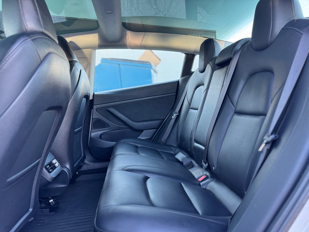 2021 Tesla MODEL 3 Standard Range Plus in Terrebonne, Quebec - 21 - w1024h768px