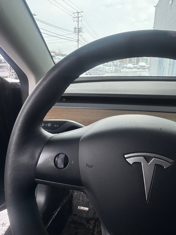 2022 Tesla Model 3 Standard Range Cuir in Terrebonne, Quebec - 16 - w1024h768px