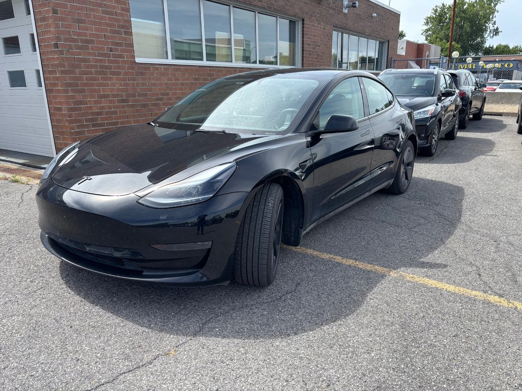 Tesla MODEL 3  2023 à Montréal, Québec - 3 - w1024h768px