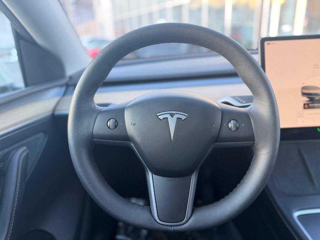 Tesla Model Y  2023 à Terrebonne, Québec - 19 - w1024h768px