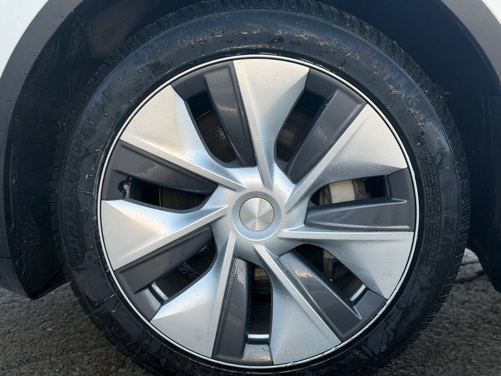 Tesla Model Y  2023 à Terrebonne, Québec - 25 - w1024h768px