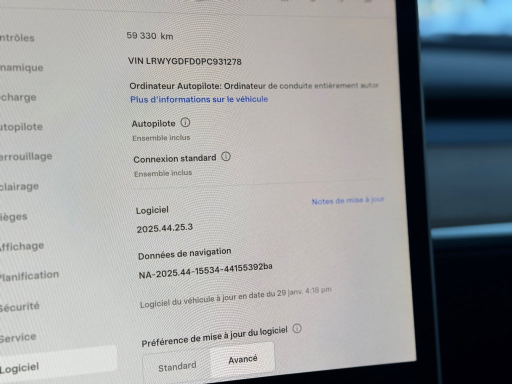 Tesla Model Y Bas Kilométrage Cuir 2023 à Terrebonne, Québec - 17 - w1024h768px