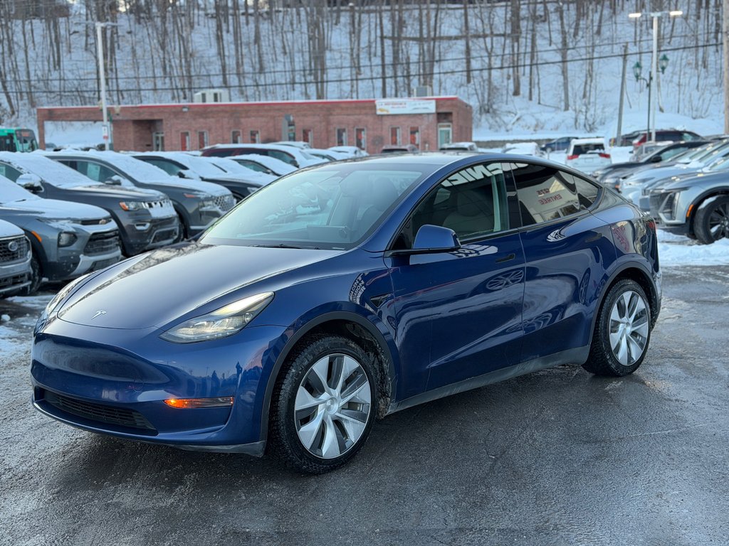 Tesla Model Y Bas Kilométrage Cuir 2023 à Terrebonne, Québec - 3 - w1024h768px