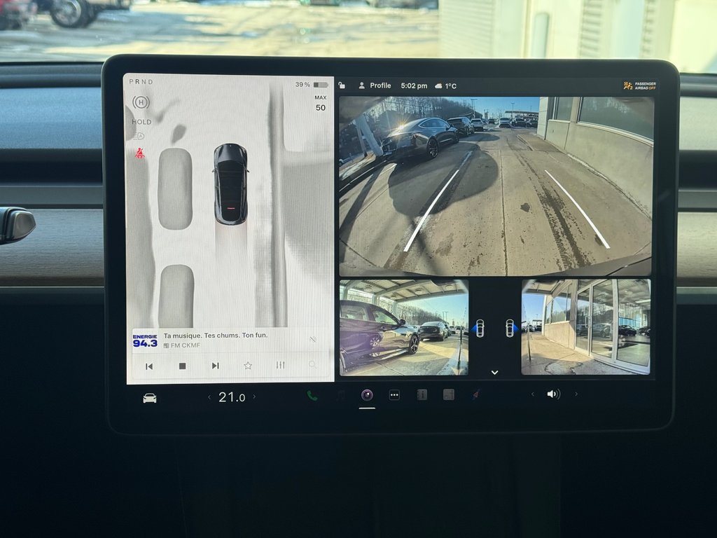 Tesla Model Y Cuir Bas Kilométrage 2023 à Terrebonne, Québec - 14 - w1024h768px