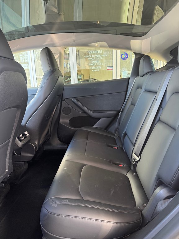 Tesla Model Y Cuir Bas Kilométrage 2023 à Terrebonne, Québec - 10 - w1024h768px