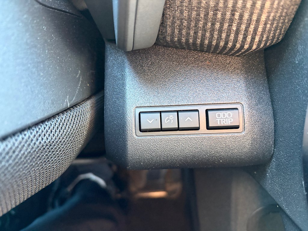 Toyota bZ4X XLE AWD JAMAIS ACCIDENTÉ TOIT PANORAMIQUE CUIR 2023 à Boucherville, Québec - 28 - w1024h768px