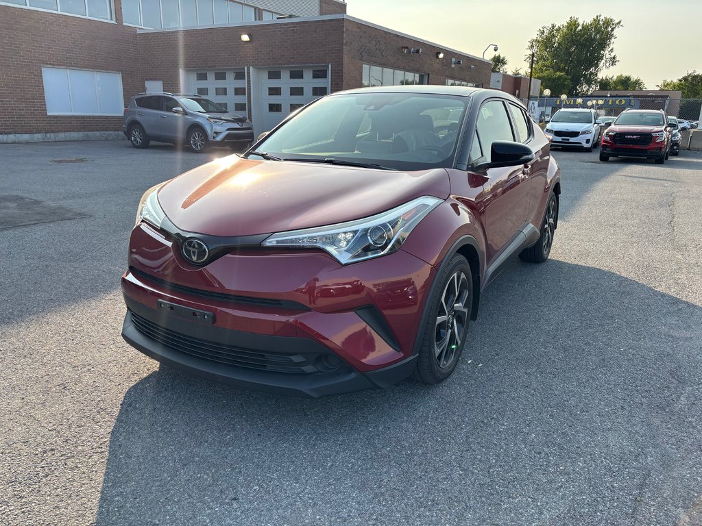 Toyota C-HR  2019 à Montréal, Québec - 3 - w1024h768px