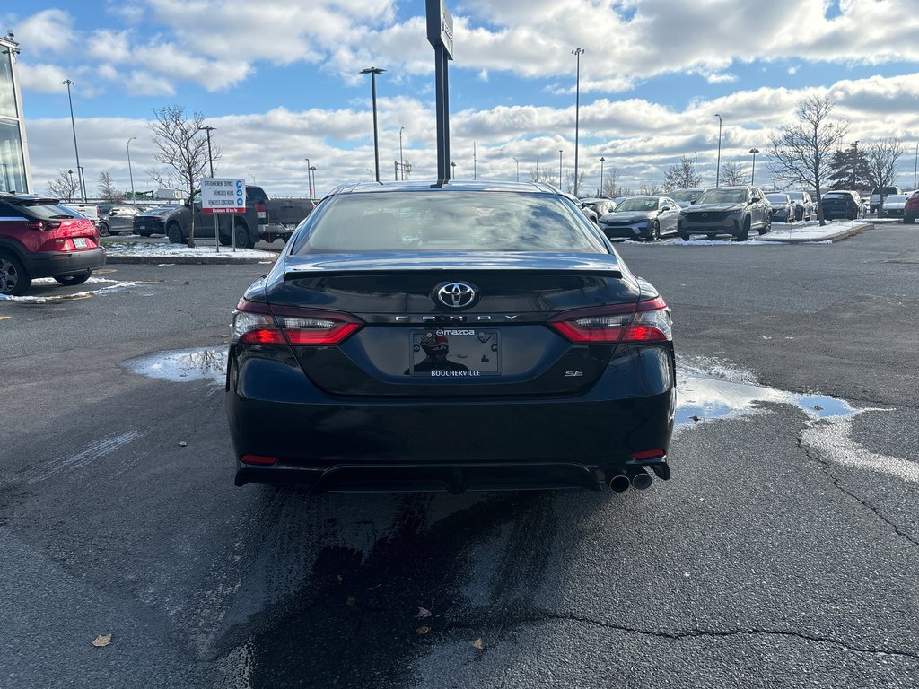 Toyota Camry SE, NIGHT SHADE CARPLAY,SIÈGES CHAUFFANT 2024 à Boucherville, Québec - 9 - w1024h768px