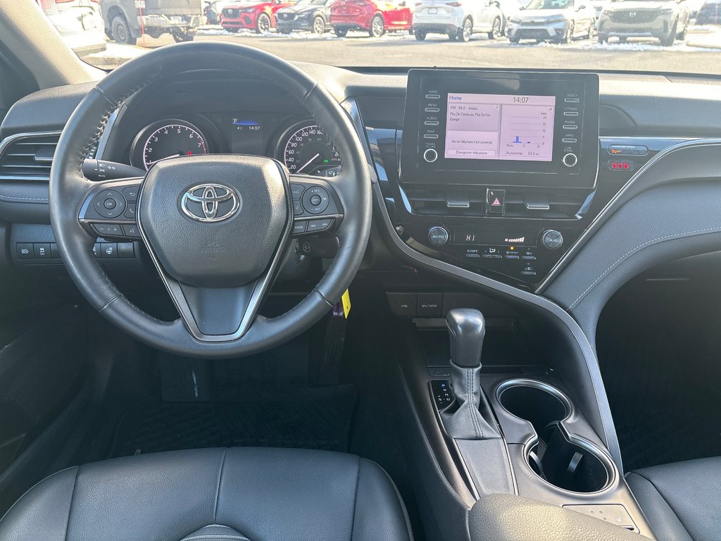 Toyota Camry SE, NIGHT SHADE CARPLAY,SIÈGES CHAUFFANT 2024 à Boucherville, Québec - 14 - w1024h768px