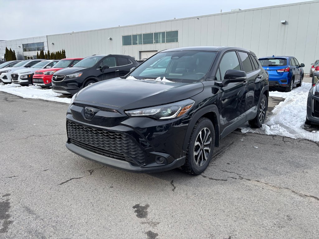 2023 Toyota Corolla Cross in Montreal, Quebec - 3 - w1024h768px