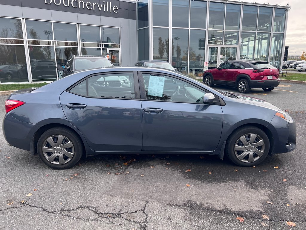 Toyota Corolla LE, AIR, AUT, BAS KM 2017 à Boucherville, Québec - 2 - w1024h768px