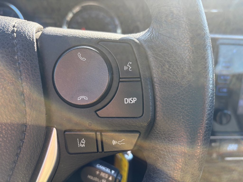 2017 Toyota Corolla LE AUTOMATIQUE 1 PROPRIO BAS KM in Boucherville, Quebec - 9 - w1024h768px