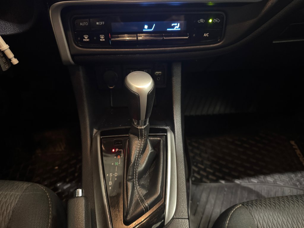 Toyota Corolla LE Air Climatisé Caméra De Recul 2018 à Terrebonne, Québec - 16 - w1024h768px
