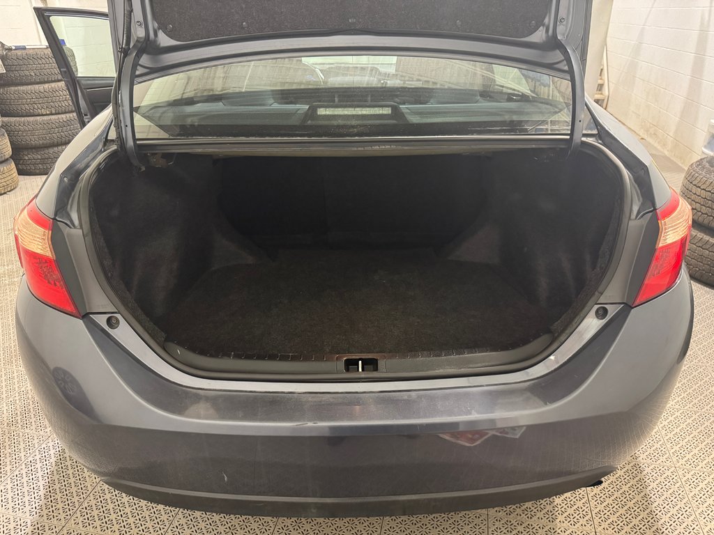 Toyota Corolla LE Air Climatisé Caméra De Recul 2018 à Terrebonne, Québec - 22 - w1024h768px