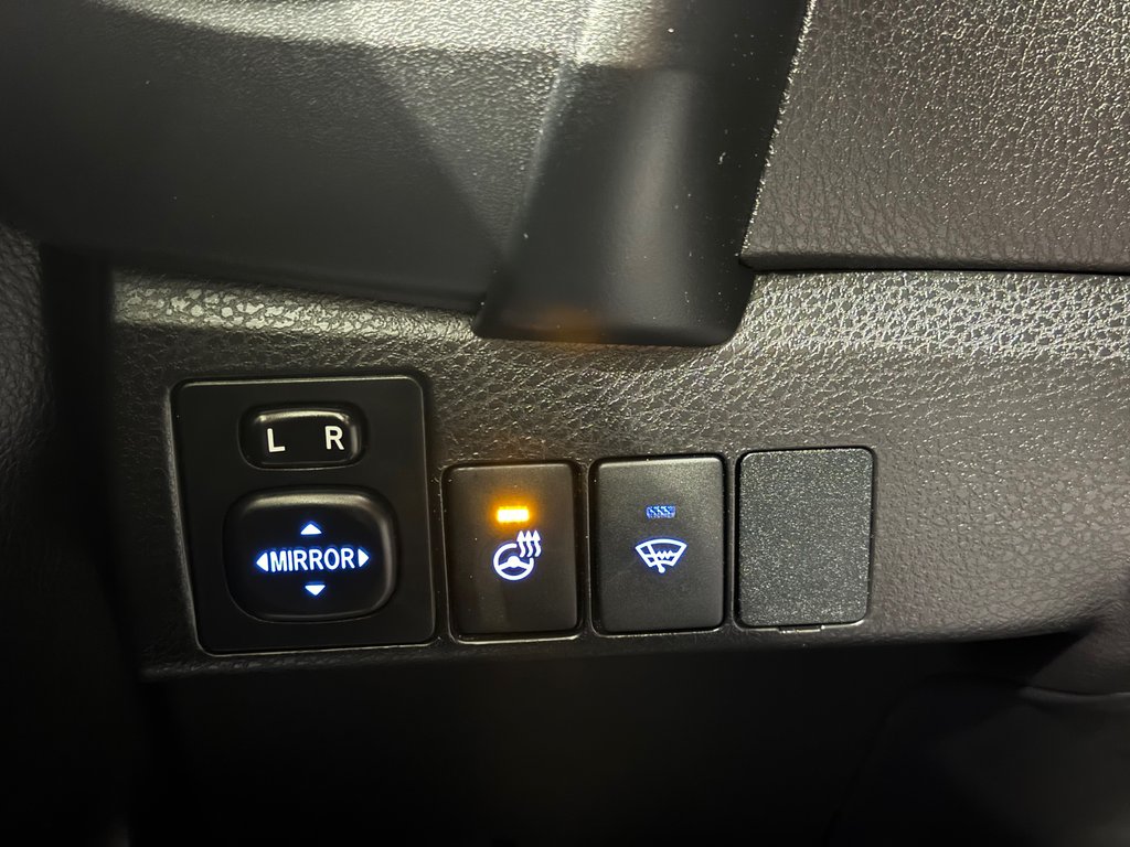 2018 Toyota Corolla SE Toit Ouvrant Caméra De Recul in Terrebonne, Quebec - 19 - w1024h768px