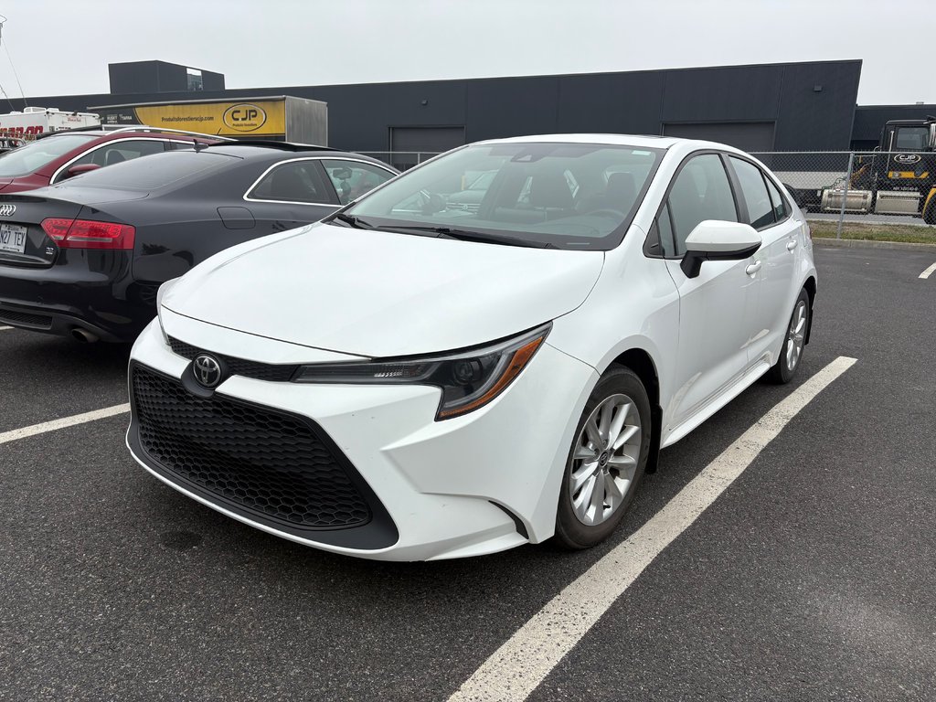 2021 Toyota Corolla LE AMELIORE in Boucherville, Quebec - 1 - w1024h768px