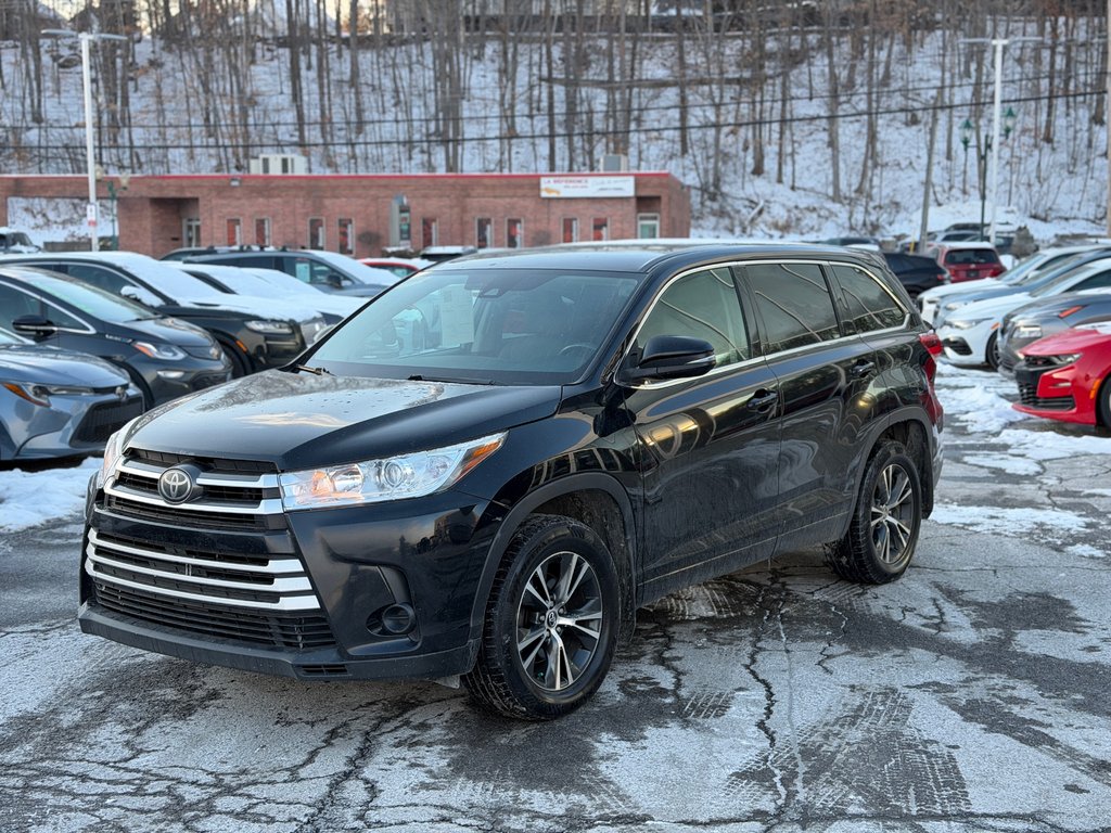 2017 Toyota Highlander LE AWD in Terrebonne, Quebec - 3 - w1024h768px