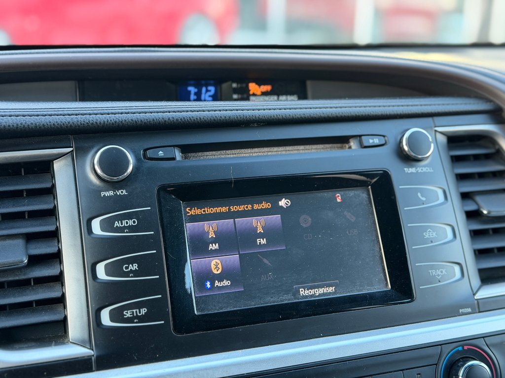 2017 Toyota Highlander LE AWD in Terrebonne, Quebec - 15 - w1024h768px