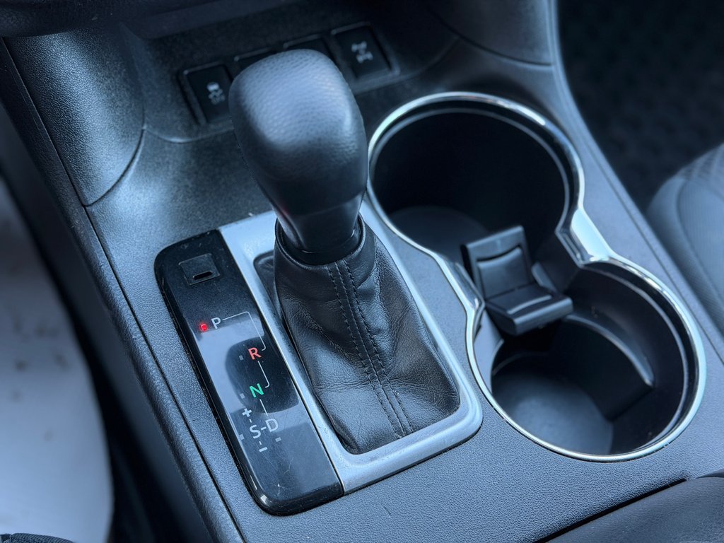 2017 Toyota Highlander LE AWD in Terrebonne, Quebec - 19 - w1024h768px