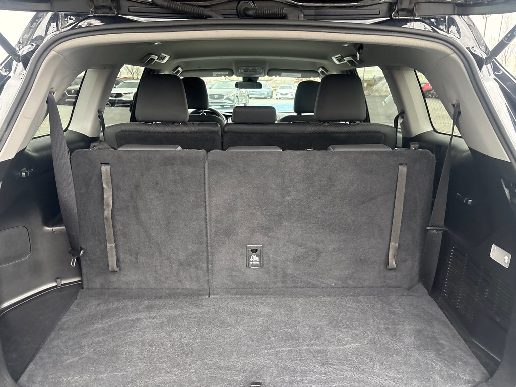 Toyota Highlander LE, AWD, 8 PASSAGERS 2019 à Boucherville, Québec - 9 - w1024h768px