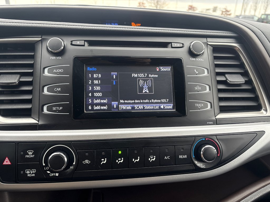 Toyota Highlander LE, AWD, 8 PASSAGERS 2019 à Boucherville, Québec - 26 - w1024h768px